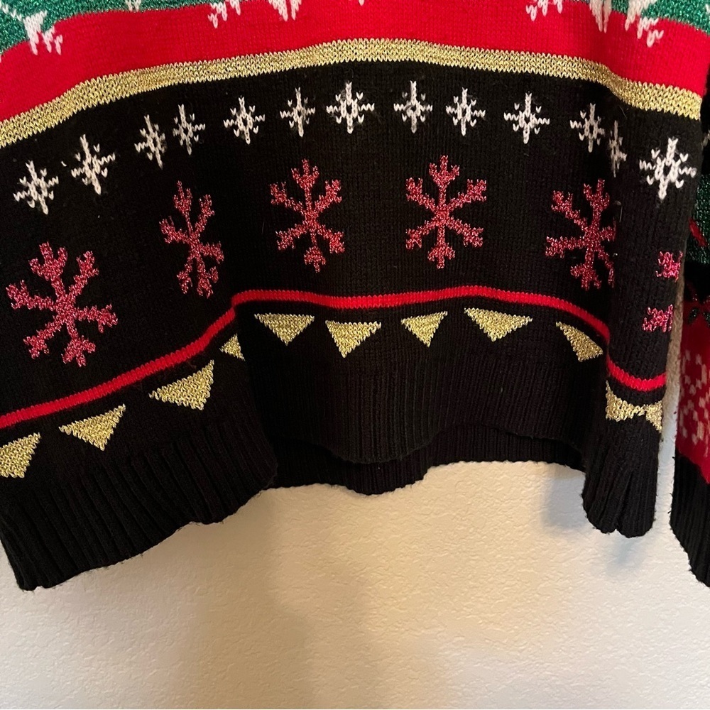 Holiday Time Festive Christmas Shimmery Sweater Size Medium 8-10 - Picture 4 of 12